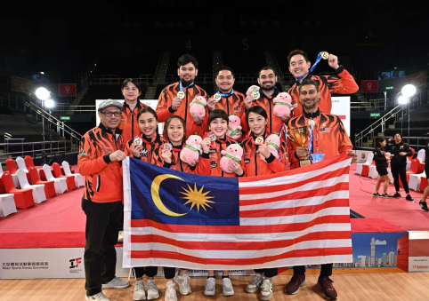 SDS Alumna Gillian Lim - A Rising Star in Bowling