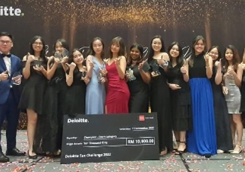 SunTES_group_photo_gala_dinner
