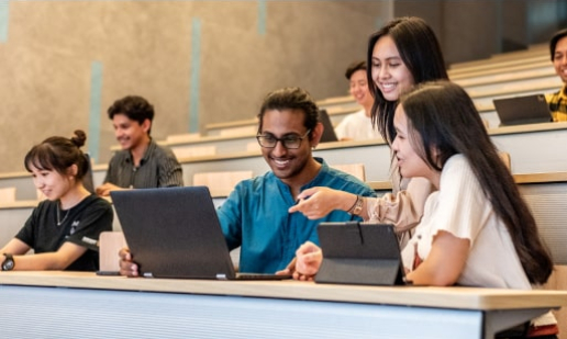 Victoria University Bachelor of Business Banner